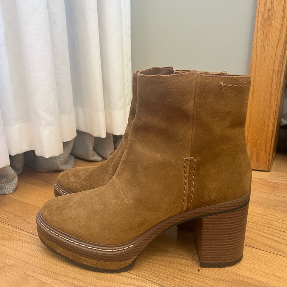 Steve Madden Shaniya Suede Block Heel Booties -Size 9